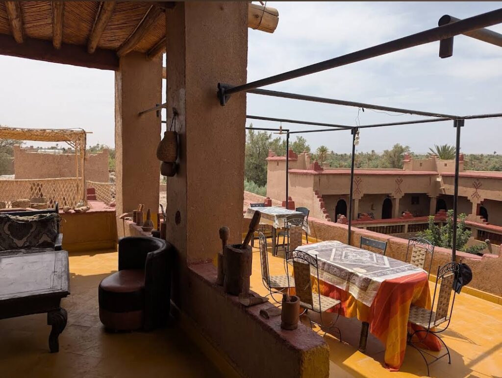 Vue panoramique, levé du soleil ,Amerdil,Maroc