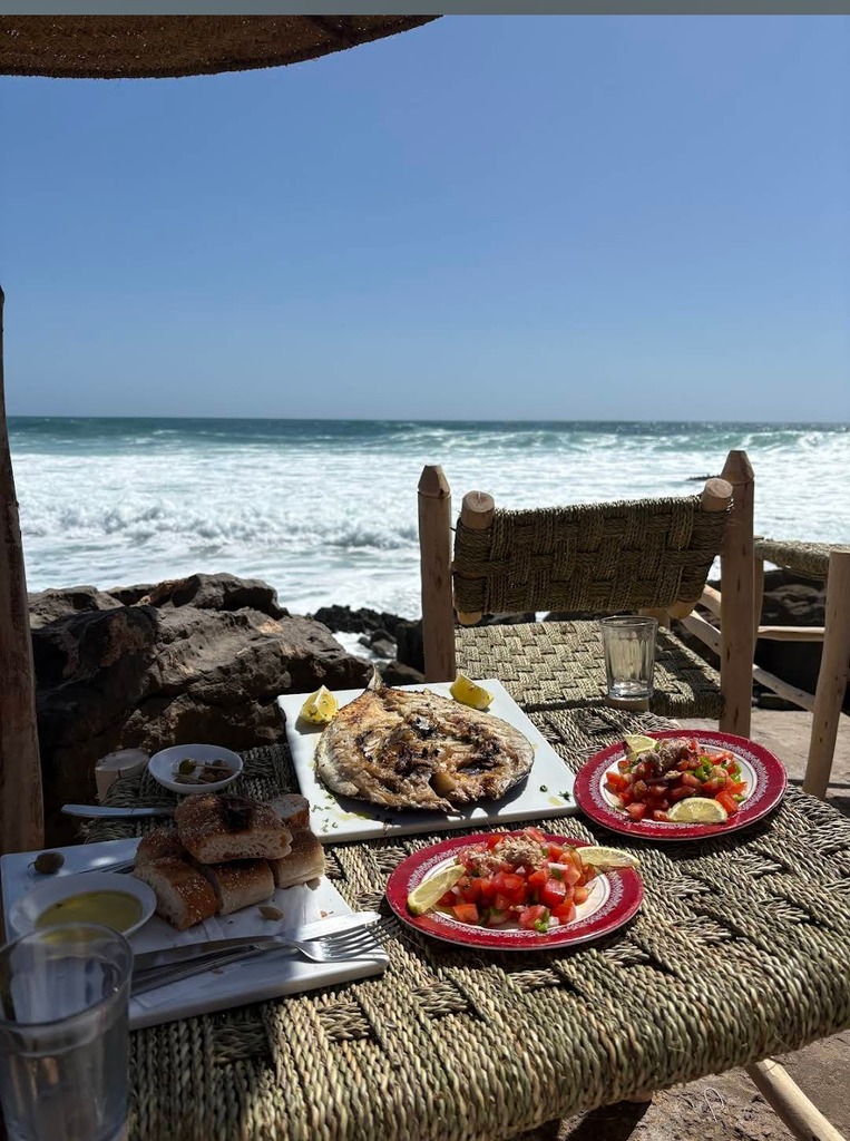 Restaurant à Aghroud, spécialité fruits de mer